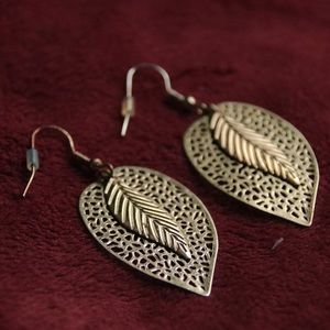 Gold leaf earrings